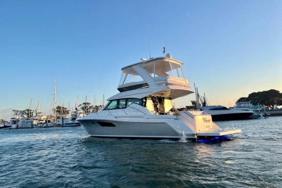 Tiara F44 Flybridge de segunda mano en venta
