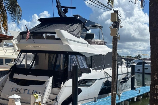 Sunseeker Manhattan 68 de segunda mano en venta