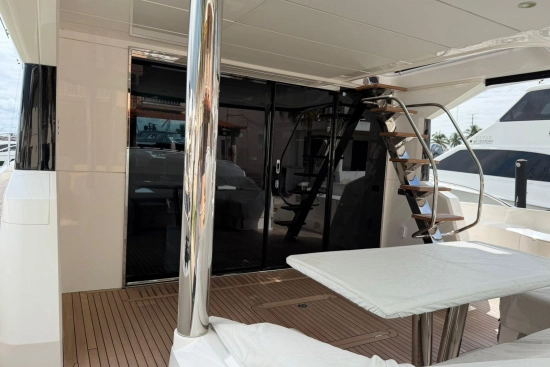 Sunseeker Manhattan 68 de segunda mano en venta