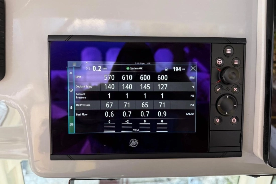 Boston Whaler 380 Outrage usata in vendita