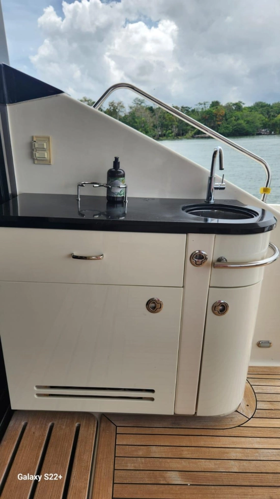 Sea Ray L650 Fly de segunda mano en venta