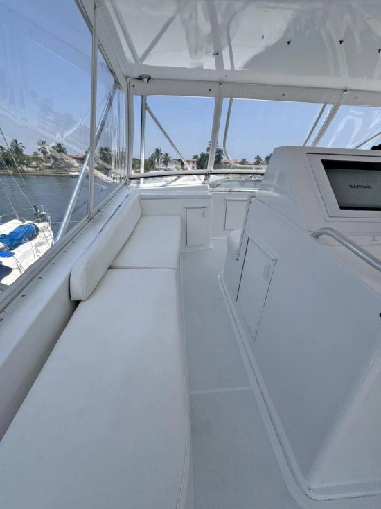 Viking Yachts 58 Convertible de segunda mano en venta
