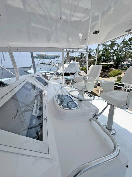 Viking Yachts 58 Convertible de segunda mano en venta