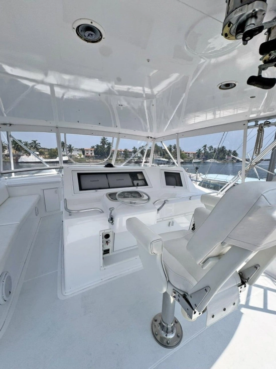 Viking Yachts 58 Convertible de segunda mano en venta