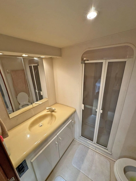 Viking Yachts 58 Convertible de segunda mano en venta