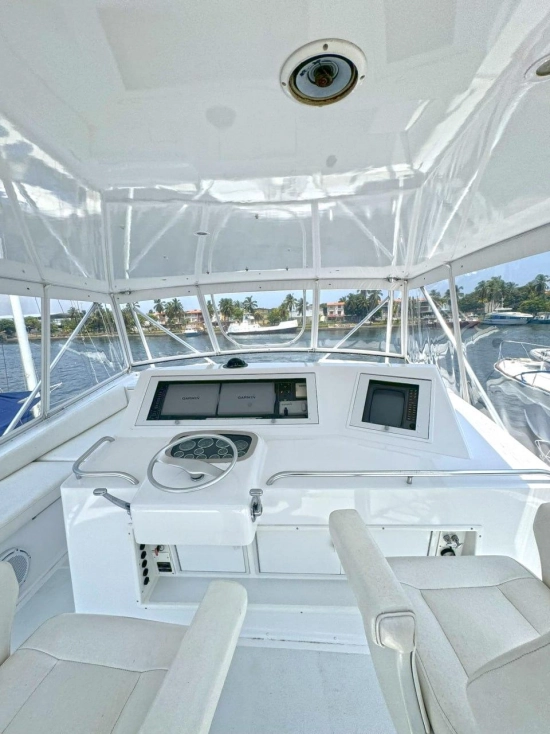 Viking Yachts 58 Convertible de segunda mano en venta