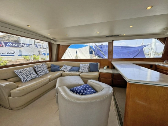 Viking Yachts 58 Convertible de segunda mano en venta