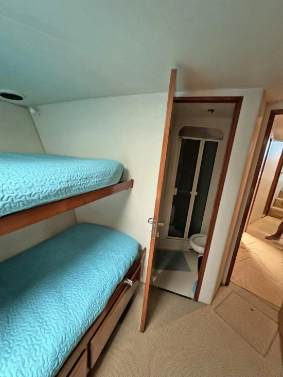 Viking Yachts 58 Convertible de segunda mano en venta