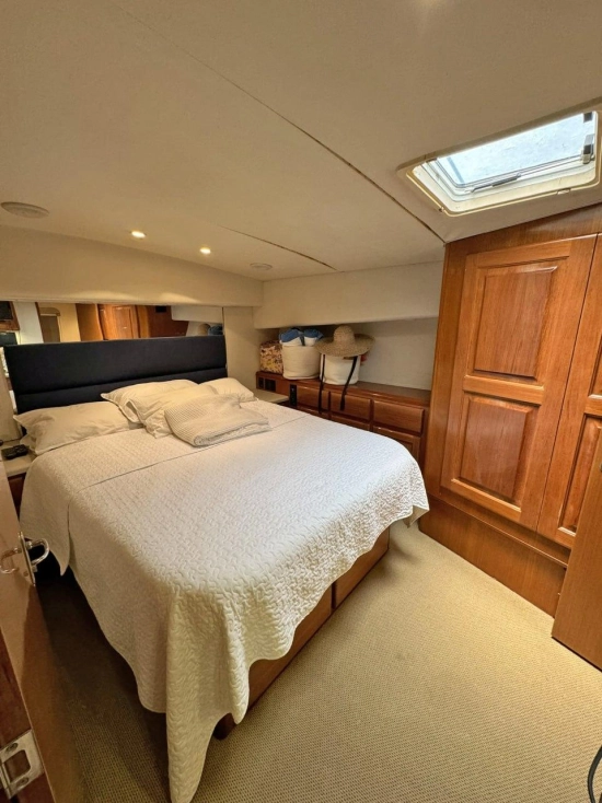 Viking Yachts 58 Convertible de segunda mano en venta