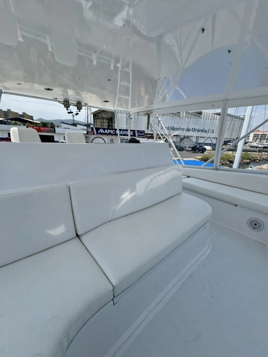 Viking Yachts 58 Convertible de segunda mano en venta