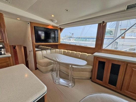 Viking Yachts 58 Convertible de segunda mano en venta