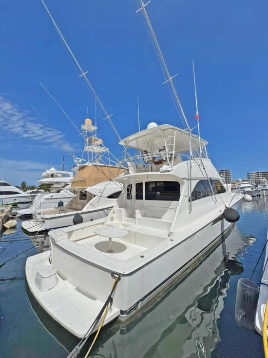Viking Yachts 68 Convertible usata in vendita