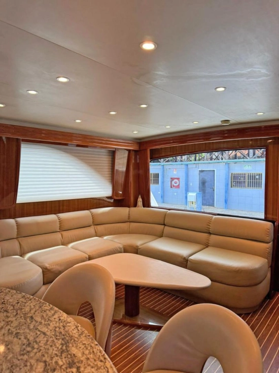 Viking Yachts 68 Convertible usata in vendita