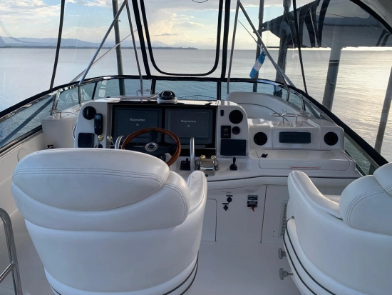 Sea Ray 52 Sedan Bridge de segunda mano en venta