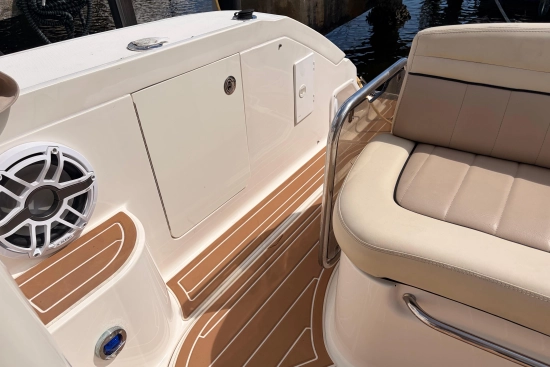 Sea Ray Sundancer 350 usado à venda
