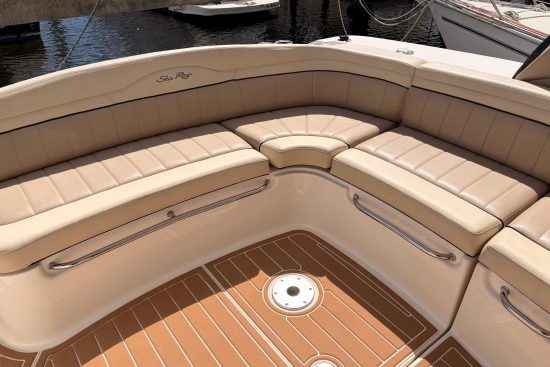 Sea Ray Sundancer 350 usado à venda