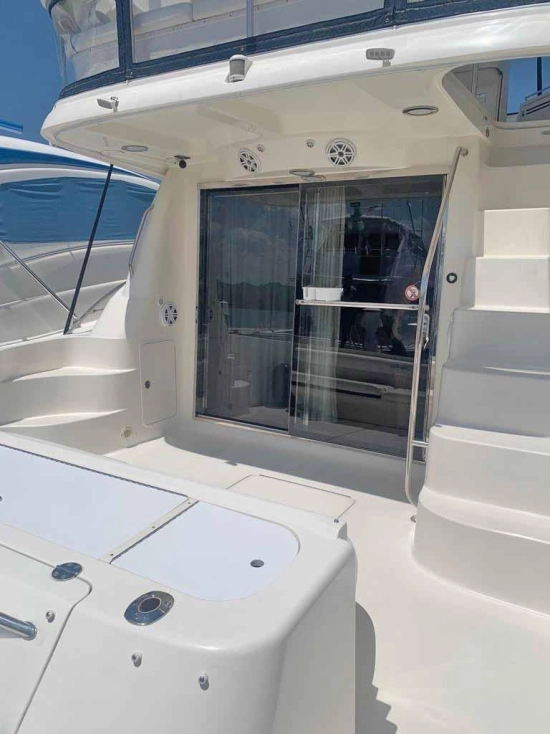 Sea Ray Sedan Bridge de segunda mano en venta