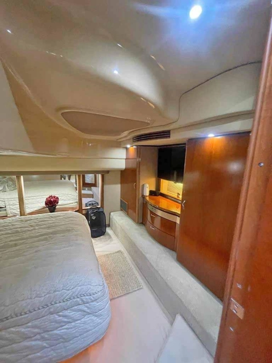Sea Ray Sedan Bridge de segunda mano en venta