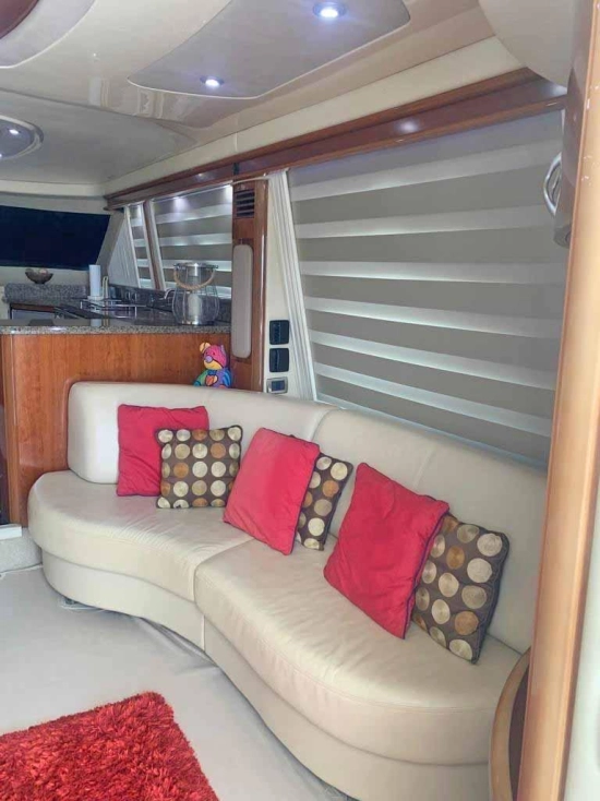 Sea Ray Sedan Bridge de segunda mano en venta