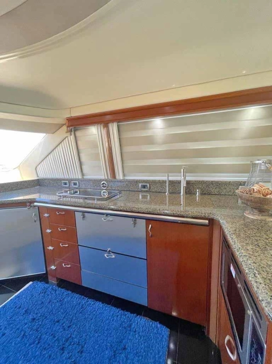 Sea Ray Sedan Bridge de segunda mano en venta