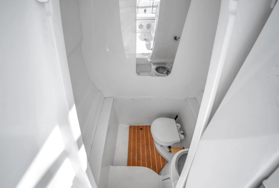 Intrepid Boats 327 Center Console usata in vendita