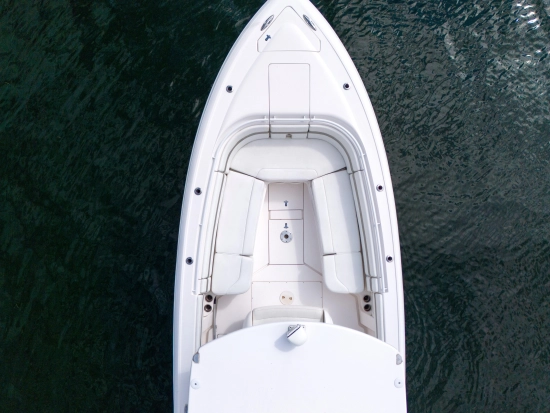 Intrepid Boats 327 Center Console usata in vendita
