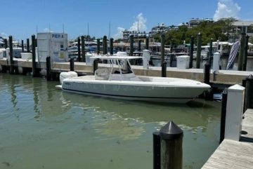 Intrepid Boats 327 Center Console de segunda mano en venta
