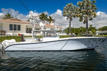Yellowfin 42 Offshore usado à venda