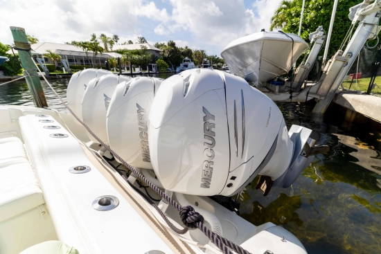Yellowfin 42 Offshore usata in vendita