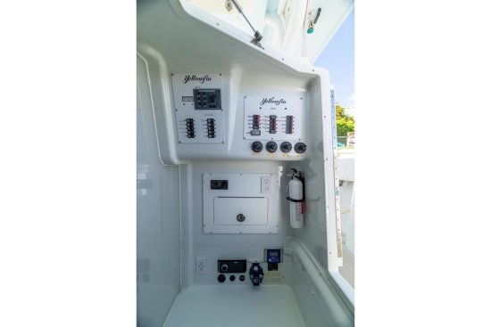 Yellowfin 42 Offshore usata in vendita