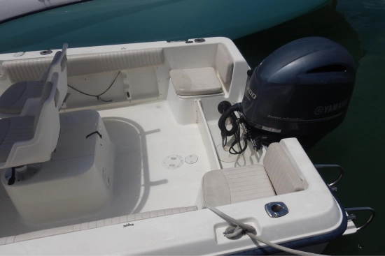 Hydra Sports 212 CC de segunda mano en venta