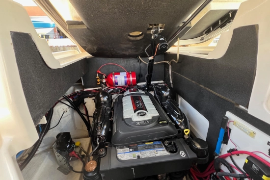 Sea Ray SLX 280 de segunda mano en venta