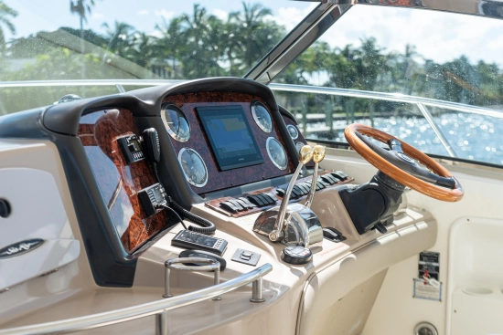 Sea Ray Sundancer 420 usata in vendita