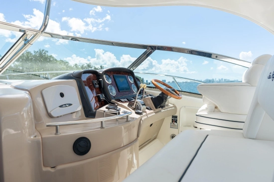 Sea Ray Sundancer 420 usata in vendita