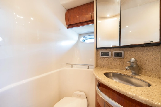 Sea Ray Sundancer 420 usata in vendita