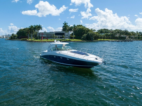Sea Ray Sundancer 420 usata in vendita