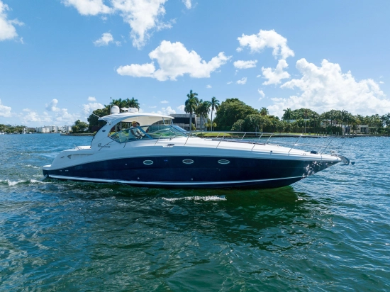 Sea Ray Sundancer 420 usata in vendita
