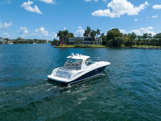 Sea Ray Sundancer 420 usata in vendita