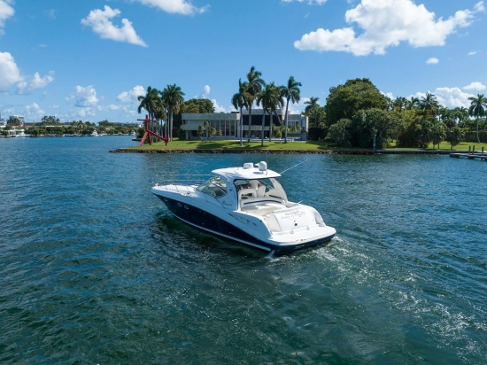 Sea Ray Sundancer 420 usata in vendita