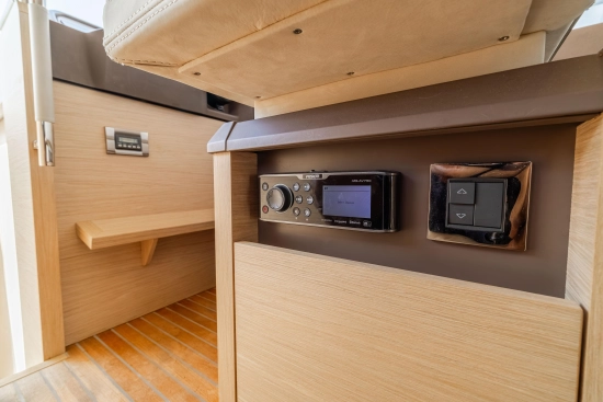 Monte Carlo Yachts MC5 de segunda mano en venta