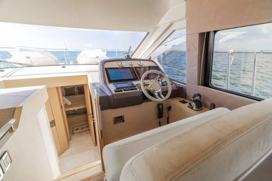 Monte Carlo Yachts MC5 de segunda mano en venta