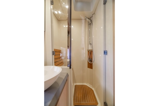 Monte Carlo Yachts MC5 de segunda mano en venta