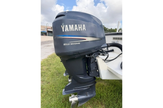 Mako Marine 261 Center Console usata in vendita