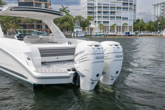 Sea Ray SLX 350 Outboard usata in vendita