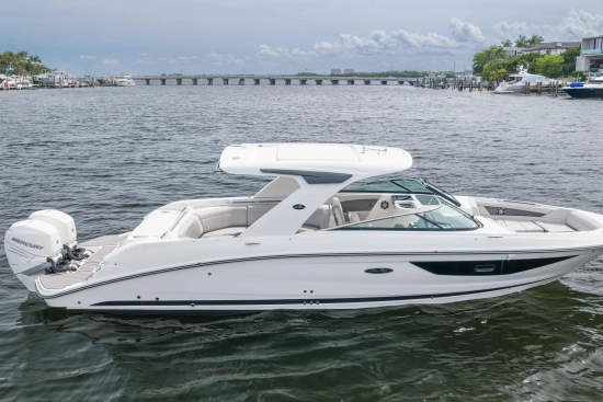 Sea Ray SLX 350 Outboard usata in vendita