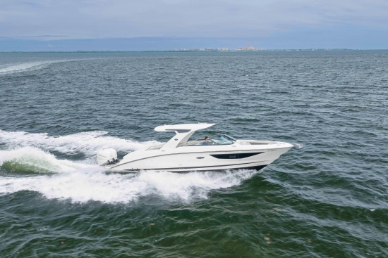 Sea Ray SLX 350 Outboard usata in vendita