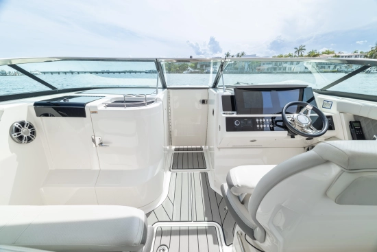 Sea Ray SLX 350 Outboard usata in vendita