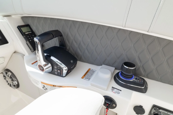 Sea Ray SLX 350 Outboard usata in vendita