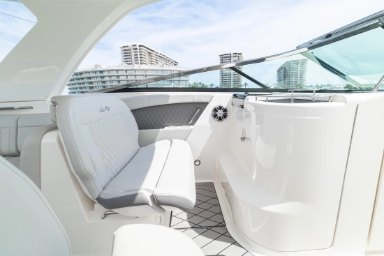 Sea Ray SLX 350 Outboard usata in vendita