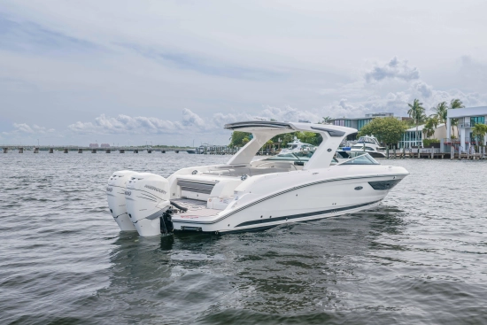 Sea Ray SLX 350 Outboard usata in vendita